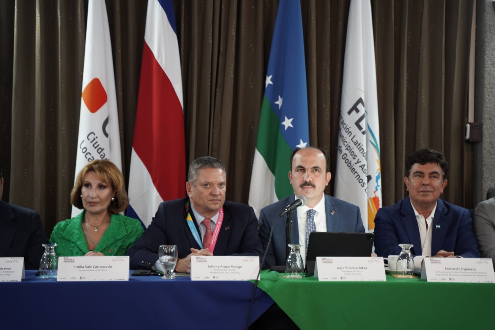 Altay Latin Amerika Belediyelerine seslendi