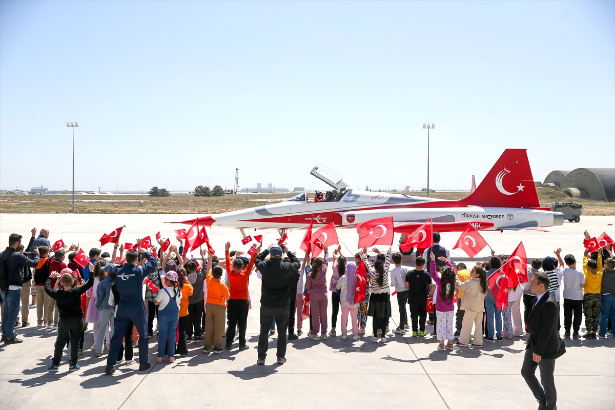 Türk Yıldızları filosuyla tanıştılar