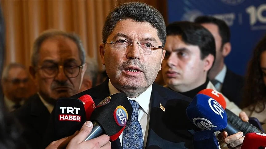 Bakan Tunç'tan DEM Parti açıklaması