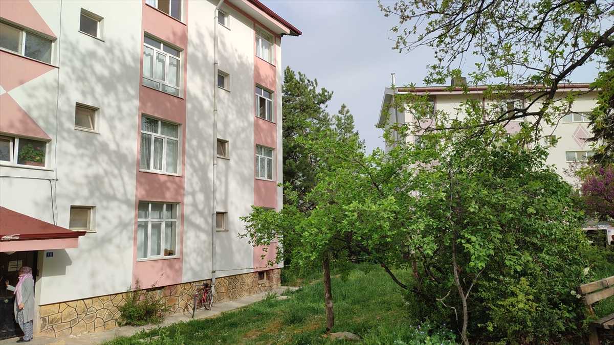 2 yaşındaki çocuk pencereden düştü