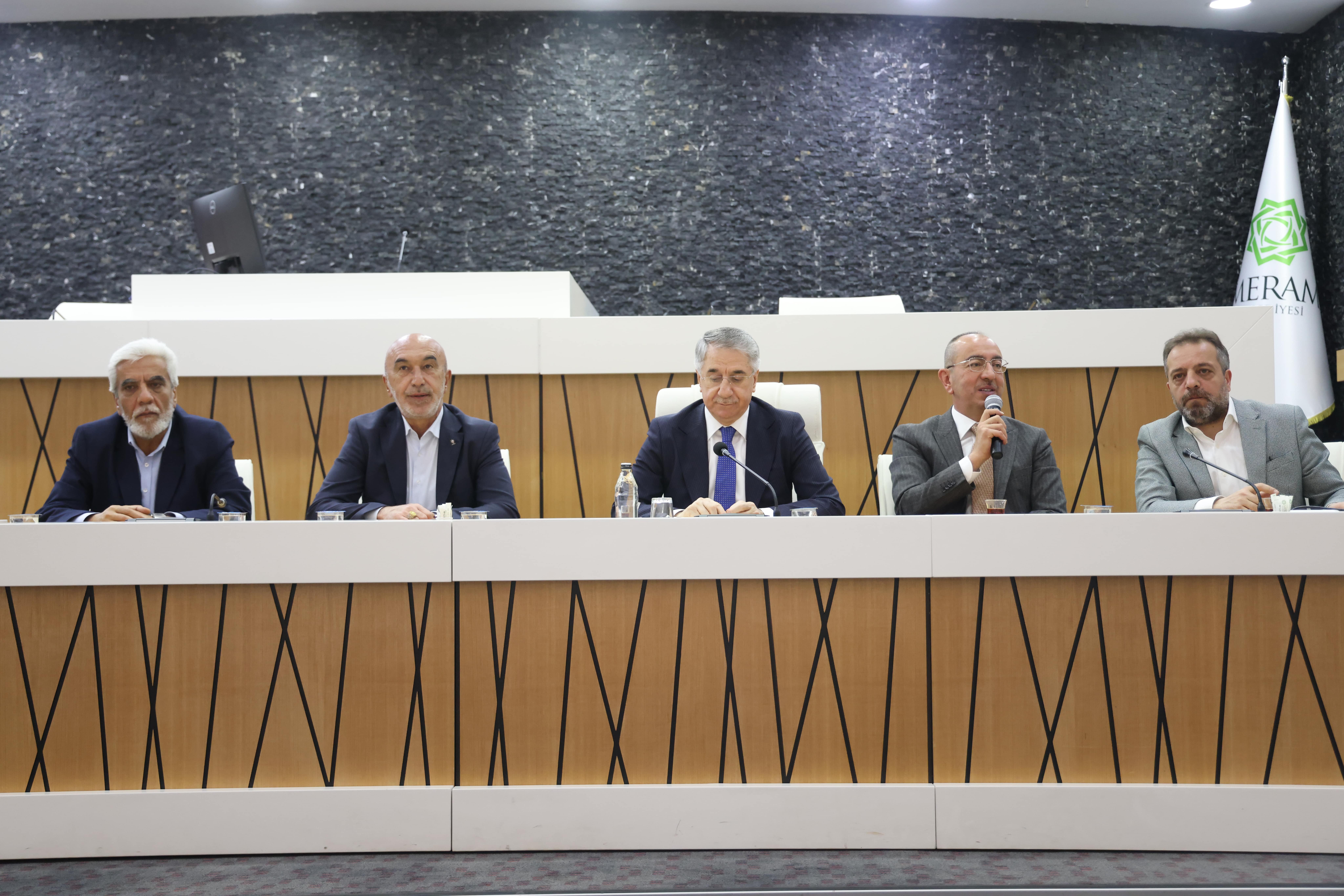MKYK üyesi Yanılmaz'dan Meram Belediyesi'ne ziyaret