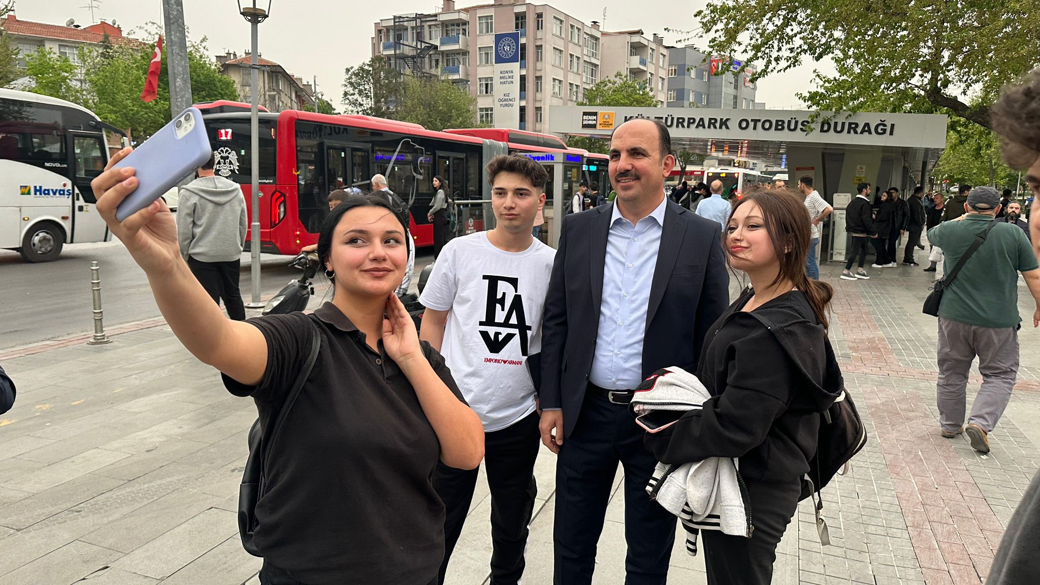 Başkan Kültürpark'ta vatandaşlarla buluştu