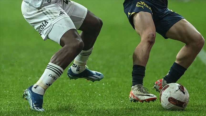 Fenerbahçe, sahasında Beşiktaş'ı konuk edecek