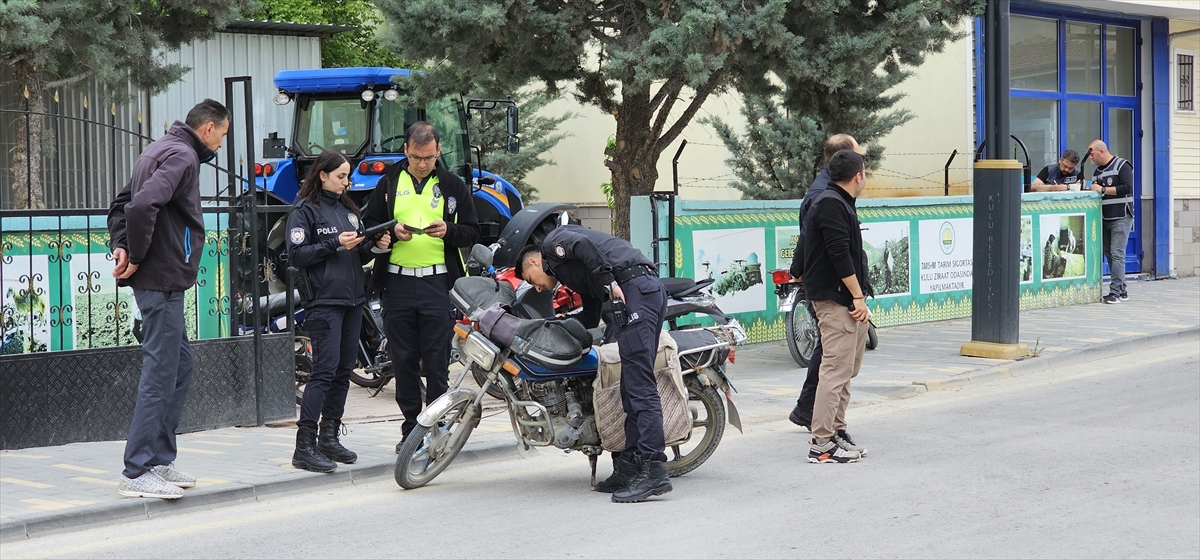 Motosiklet sürücülerine sıkı denetim