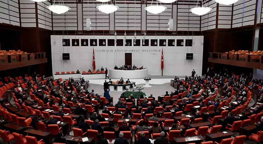 TBMM'de anayasa mesaisi