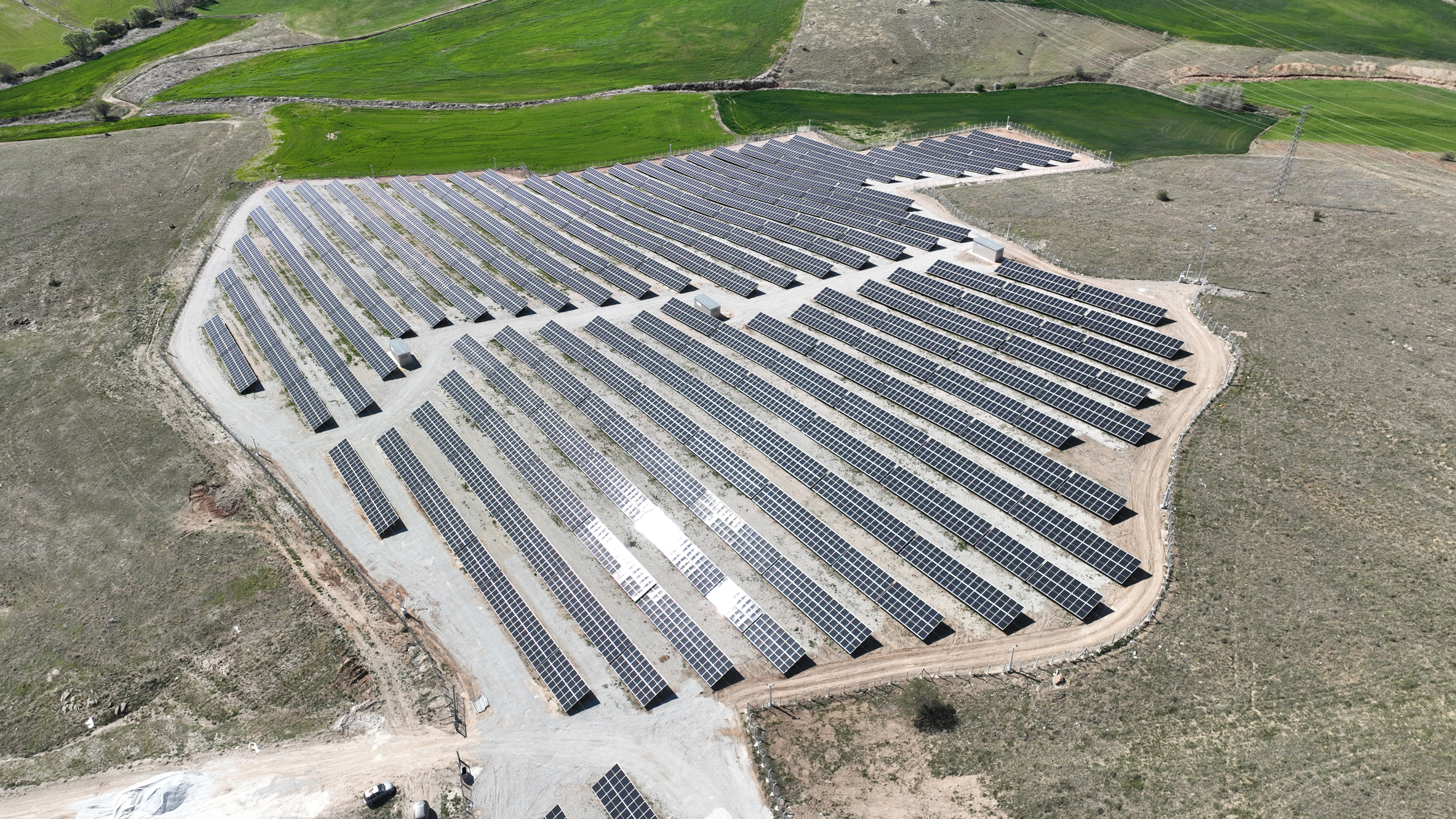 Bağrıkurt GES'te enerji üretimi başladı