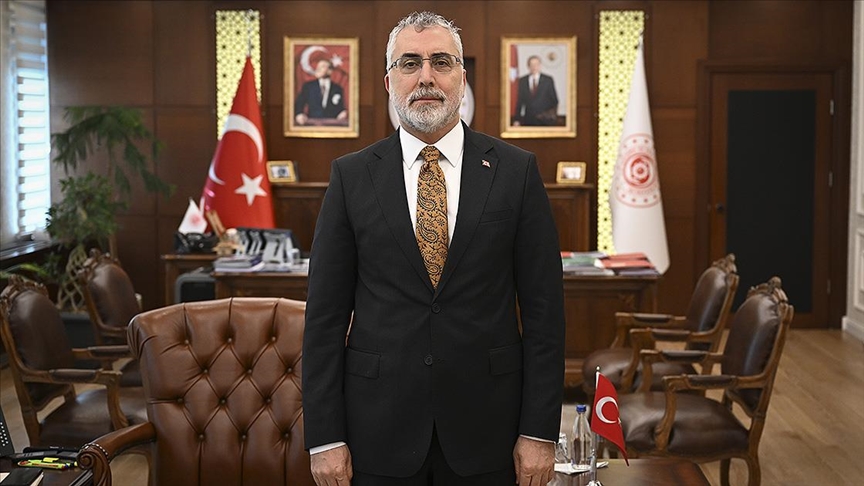 Bakan Işıkhan'dan 1 Mayıs mesajı