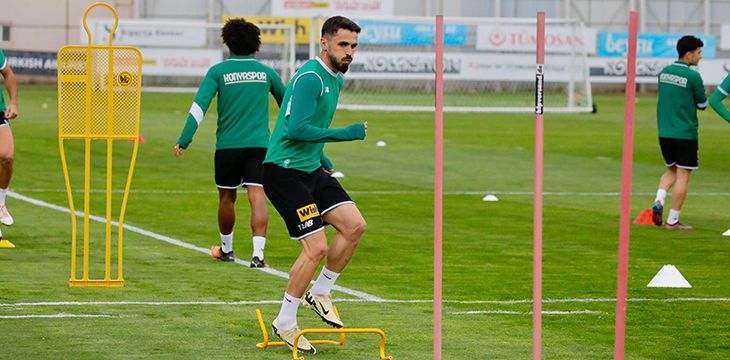 Konyaspor Fenerbahçe'ye hazırlanıyor