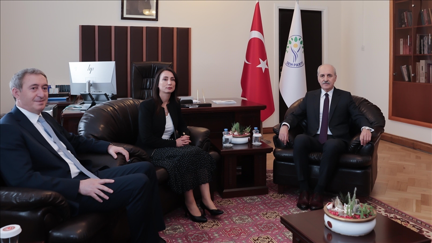 Kurtulmuş DEM Parti'yi ziyaret etti