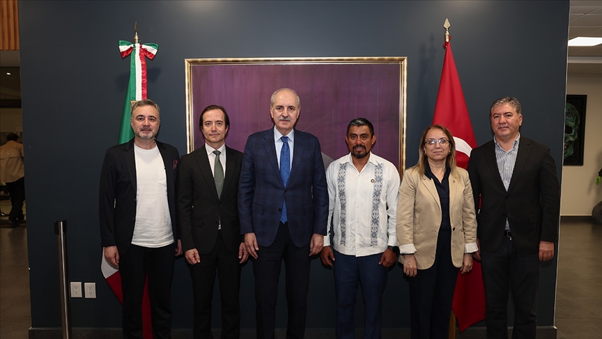 Numan Kurtulmuş Meksika'da