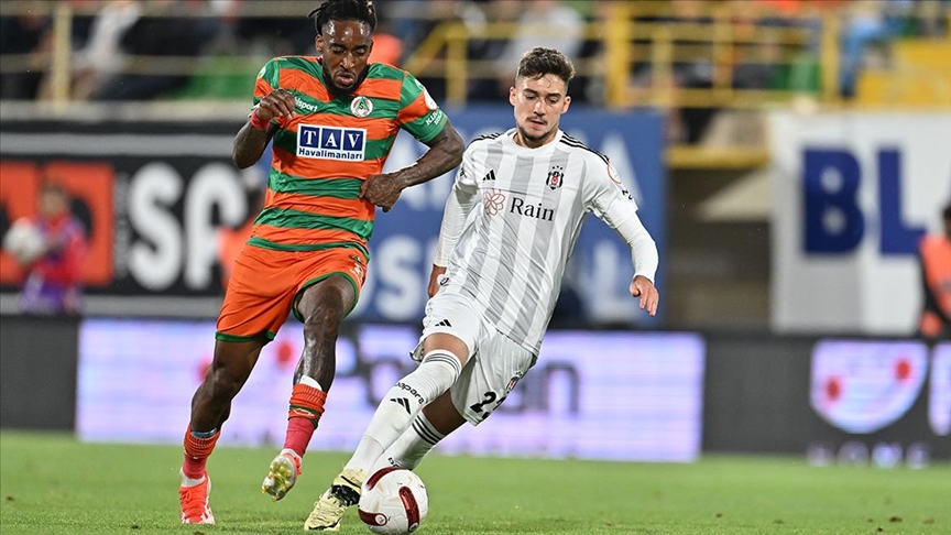 Alanyaspor-Beşiktaş maçı 1-1 berabere sonuçlandı