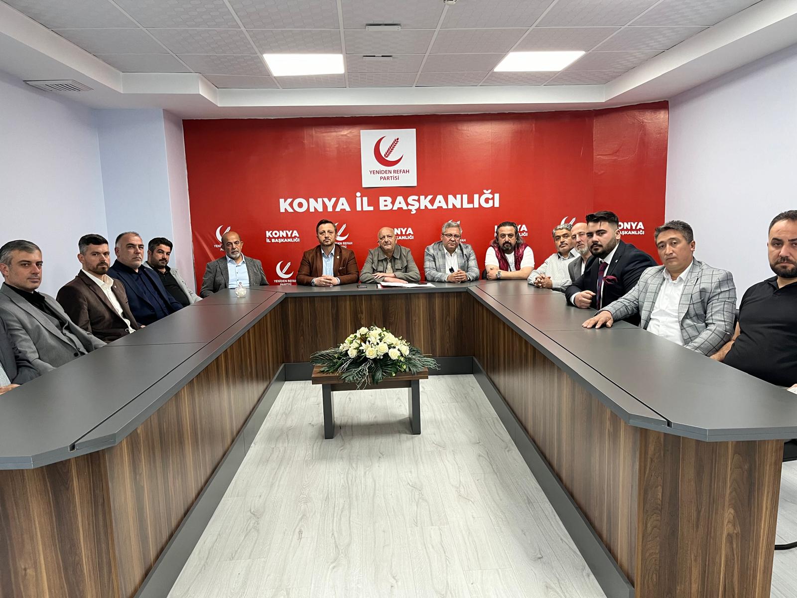 Yeniden Refah Partisi'nde istifa iddiaları