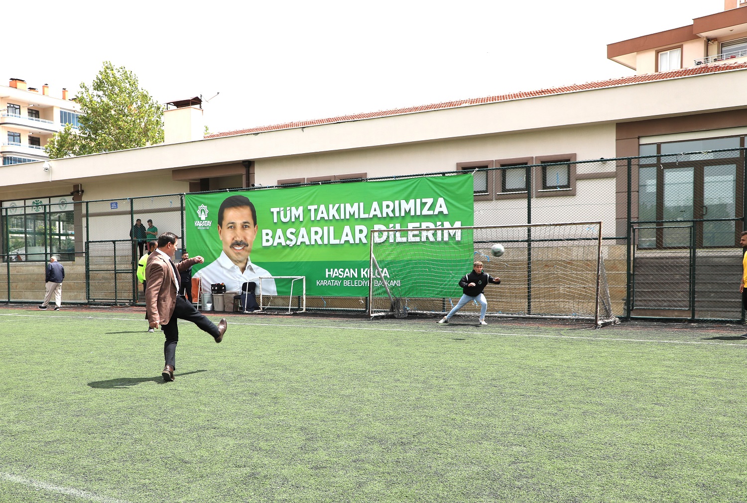 Kılca çocukların heyecanına ortak oldu