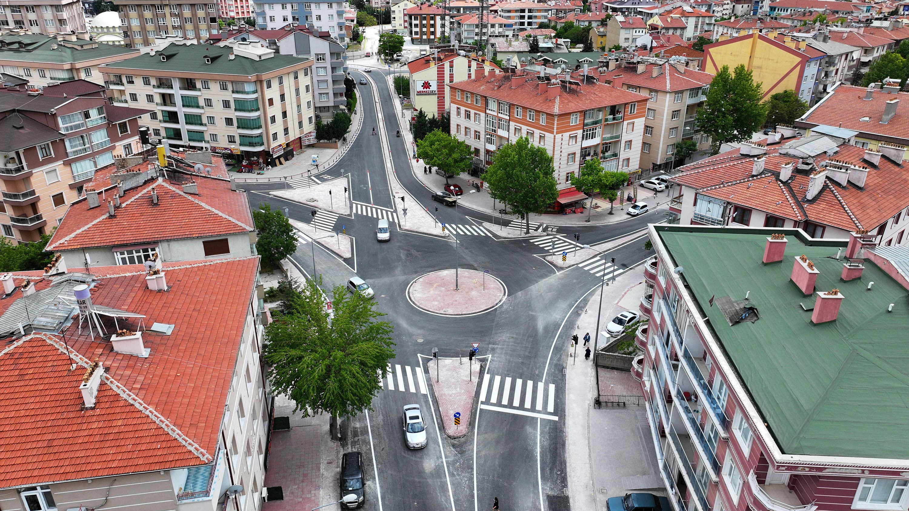 Konya'da yol çalışmaları sürüyor