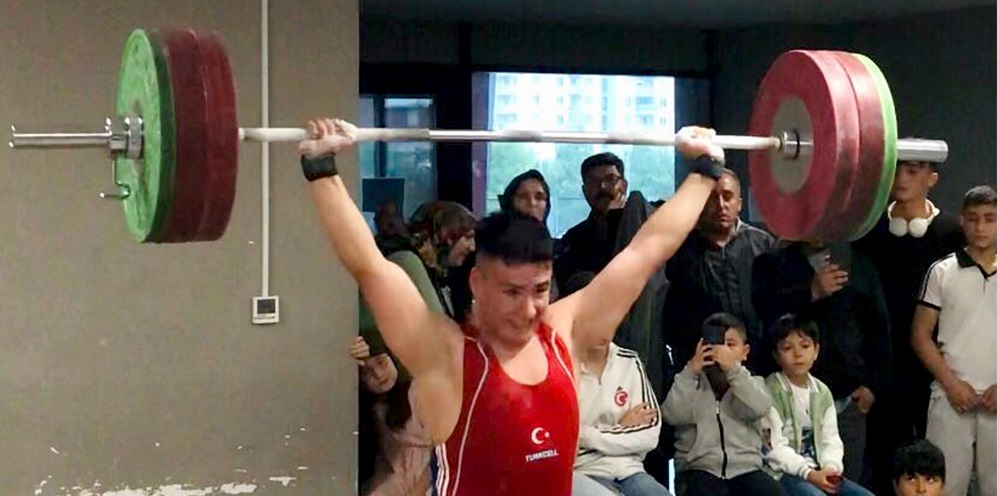 Konyalı haltercilerden önemli dereceler