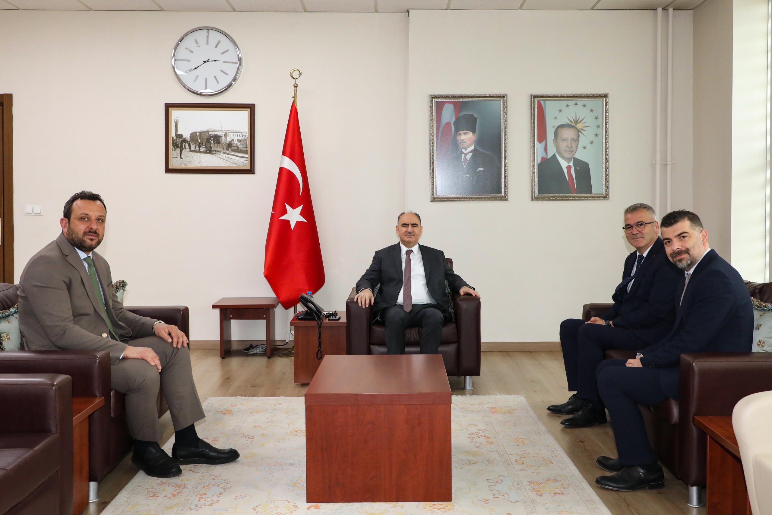 Seydişehir Belediye Başkanı'ndan Vali'ye ziyaret