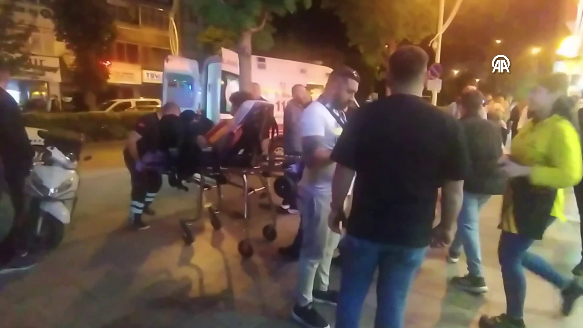 Derbi sonrası bıçaklı kavga