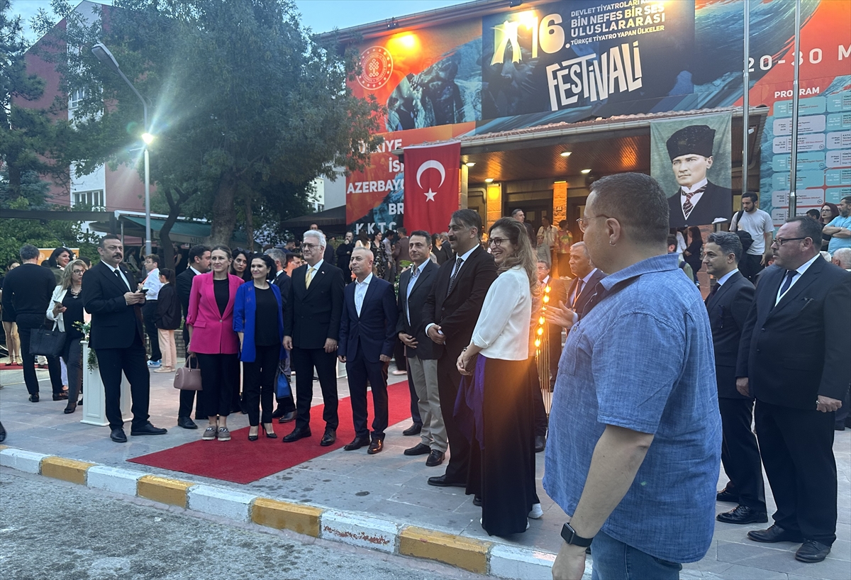 Konya'da tiyatro festivali başladı