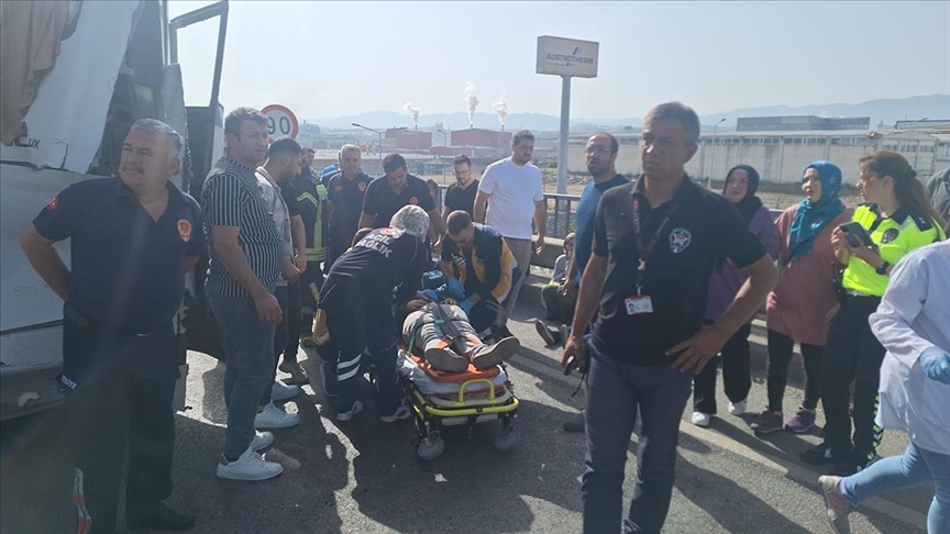 Manisa'da zincirleme kaza
