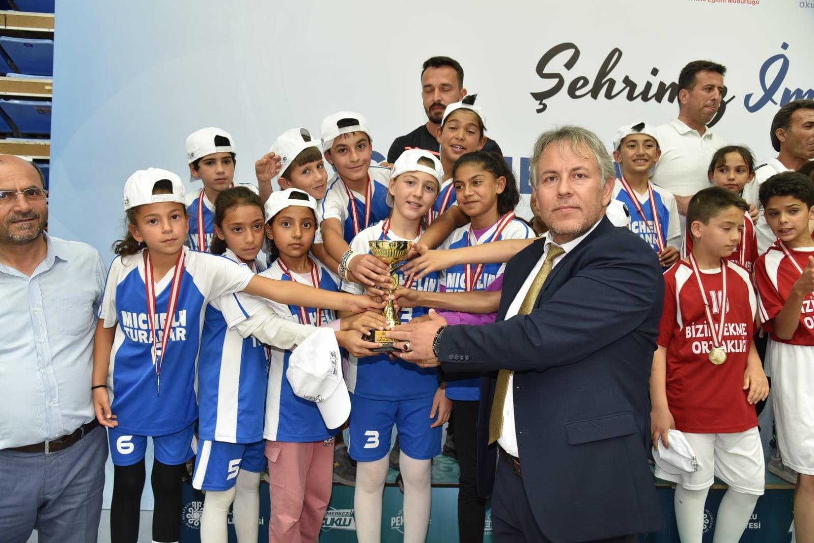 Geleneksel Çocuk Oyunları'nda final heyecanı