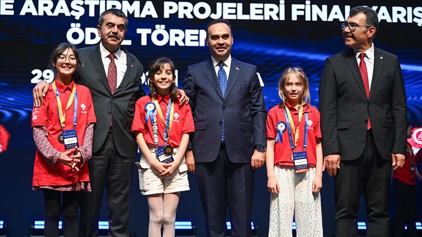 TÜBİTAK'ın araştırma projesi ödül töreni