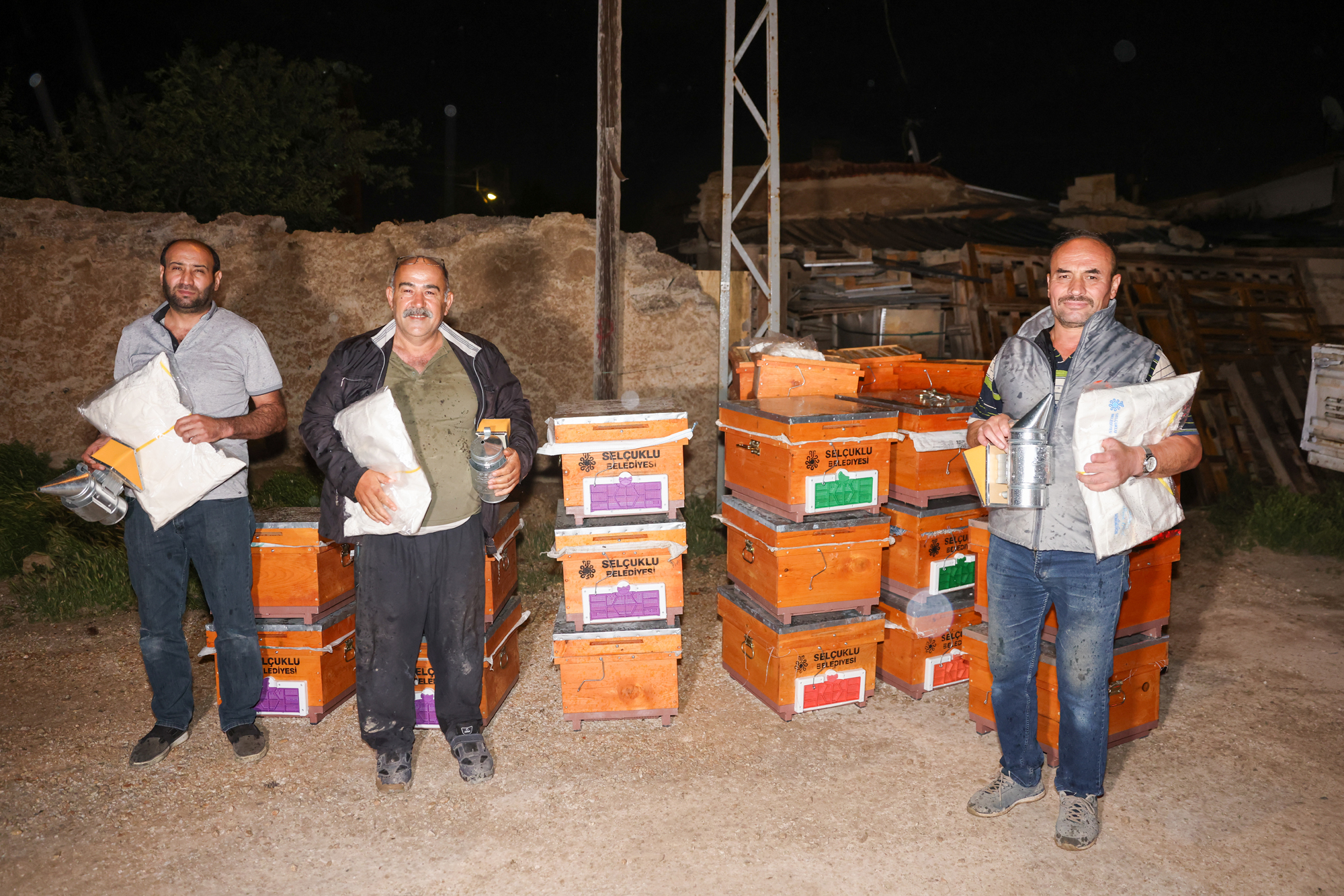 Konya'da bal üreticisine destek