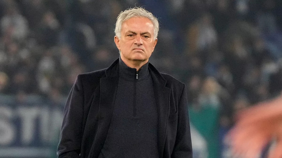 Fenerbahçe Jose Mourinho'yu açıkladı