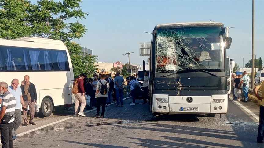 9 araç birbirine girdi