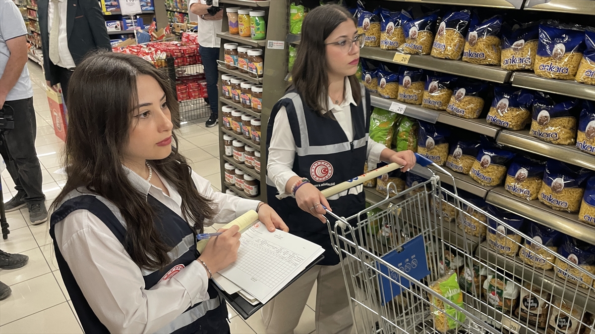 Konya'daki marketlerde denetim yapıldı