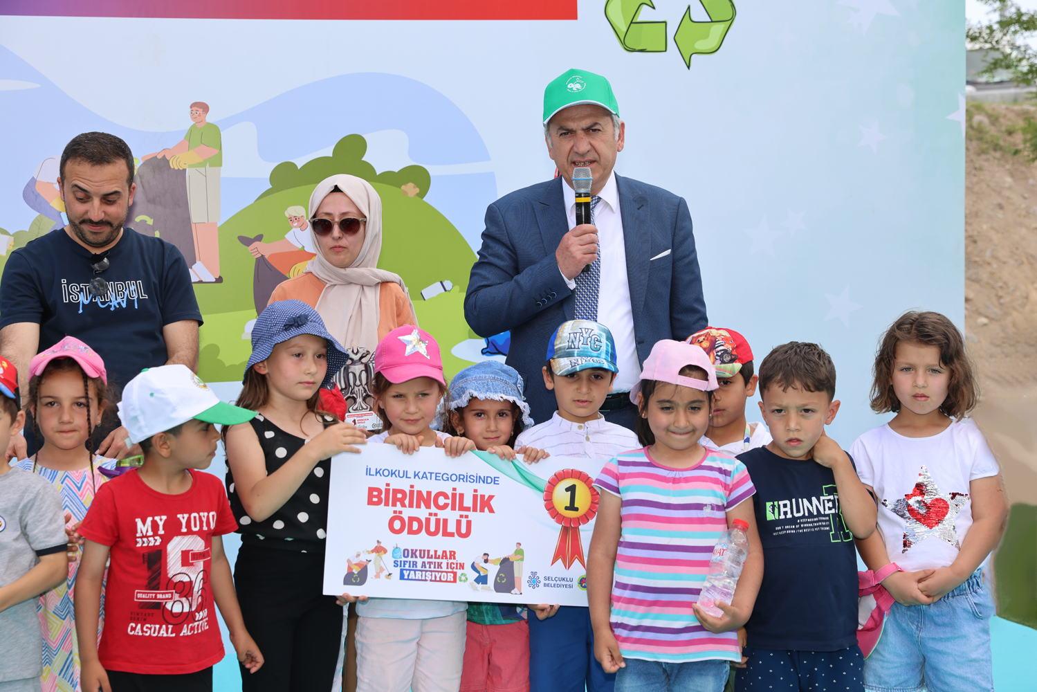 Yarışmada ödüller sahiplerini buldu
