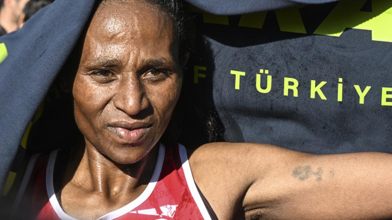 Milli atlet kadrodan çıkarıldı