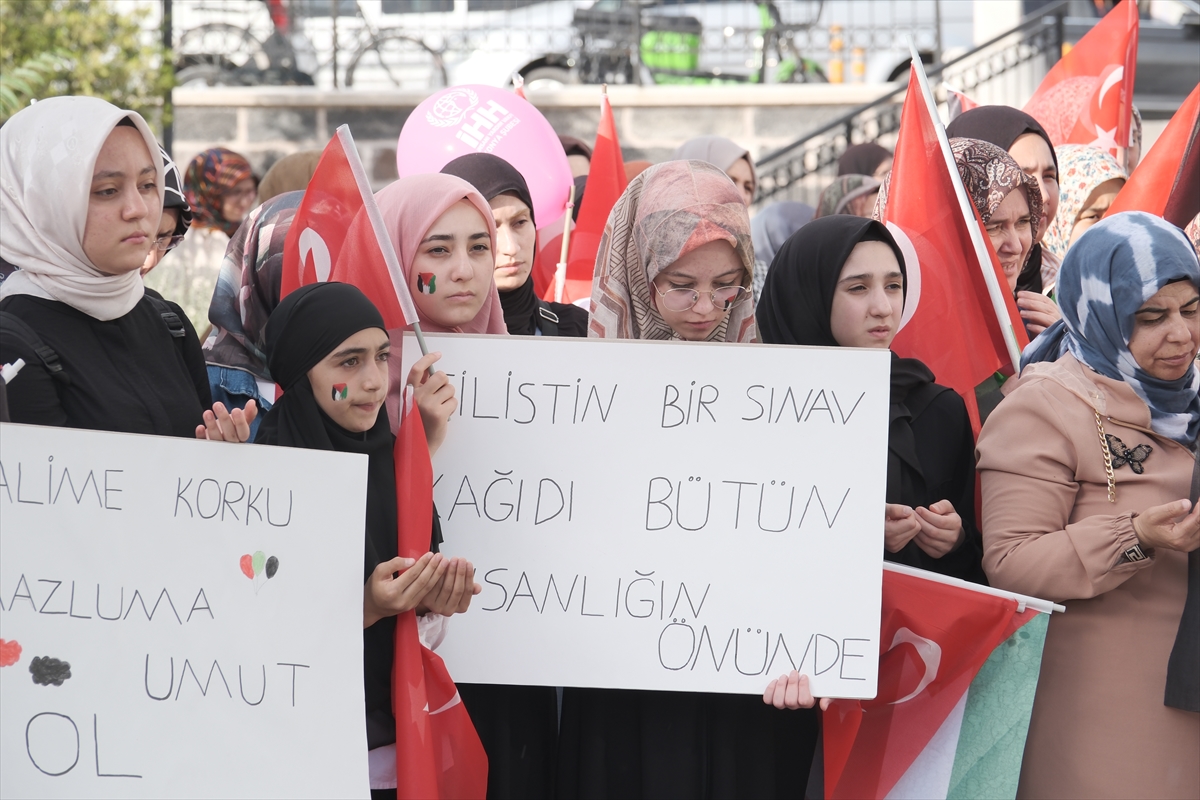 Karapınar'da Filistin'e destek yürüyüşü
