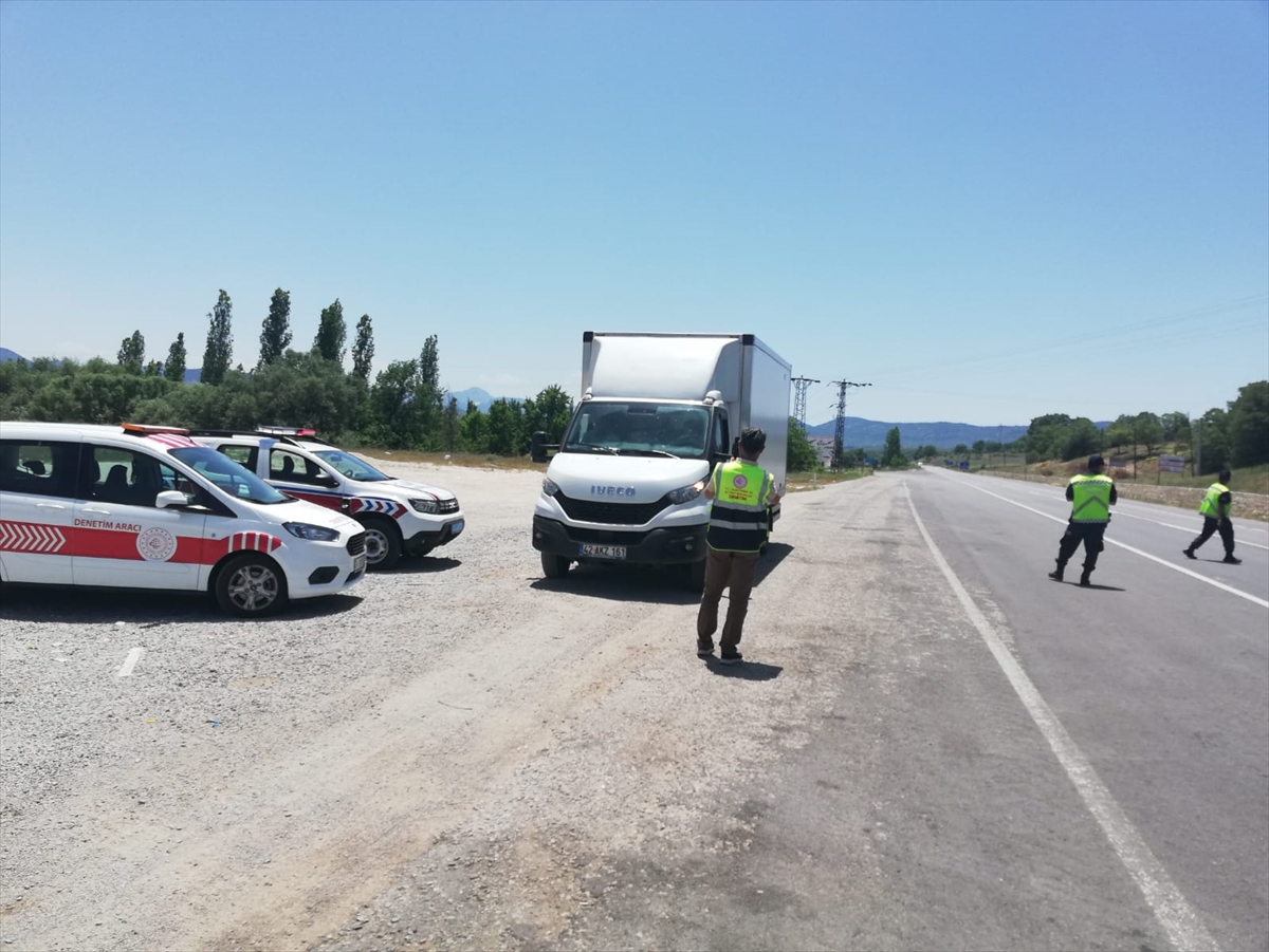 Beyşehir-Antalya yolunda trafik denetimi