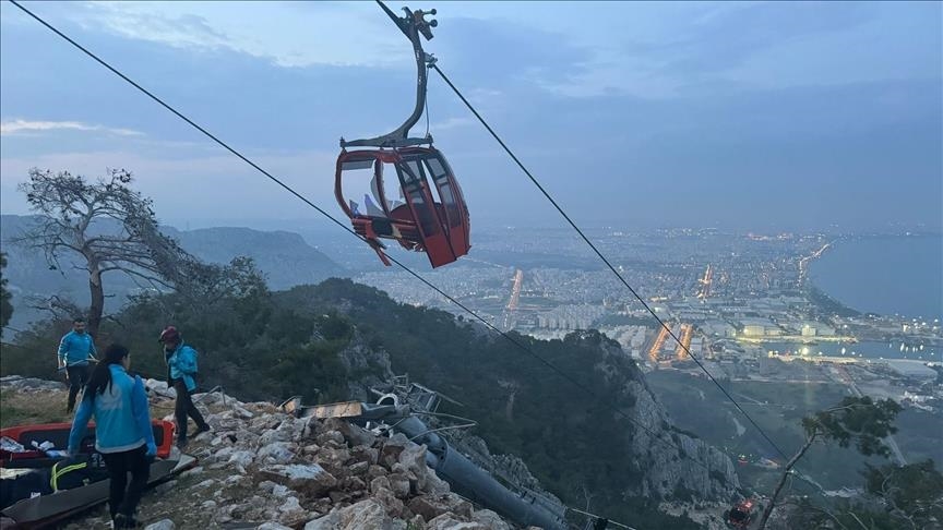 Teleferik kazasının sanıkları hakim karşısında