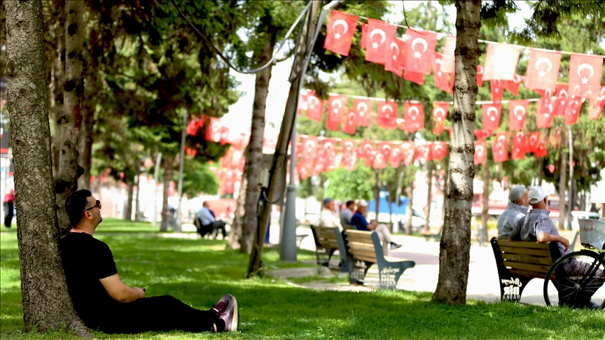 Bunaltıcı sıcaklar etkili oluyor