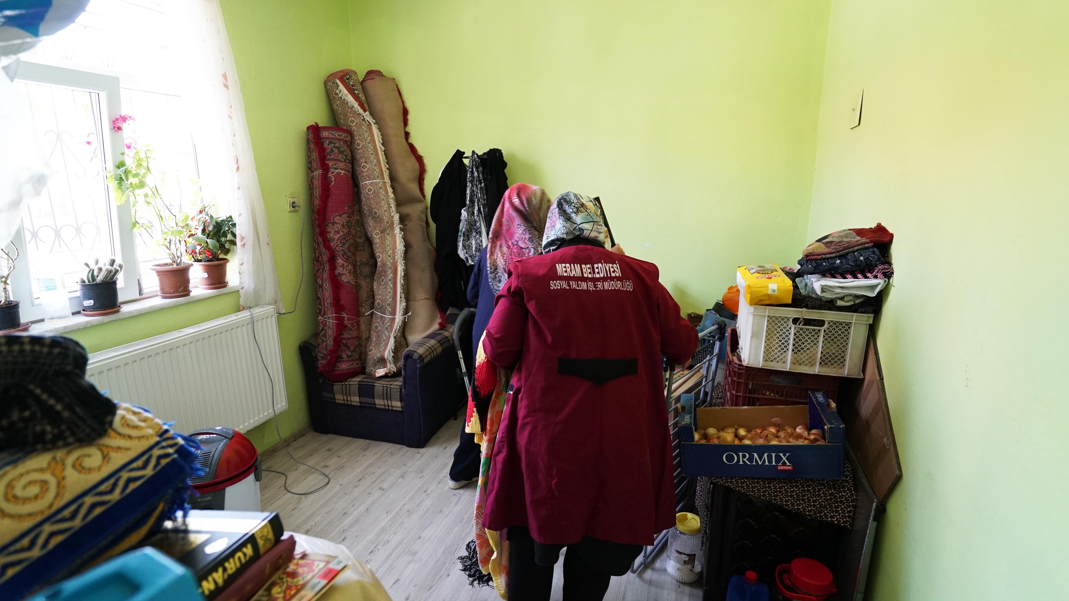 Bayram öncesi yaşlılar unutulmadı