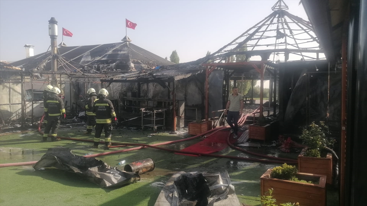 Restoran alev alev yandı!