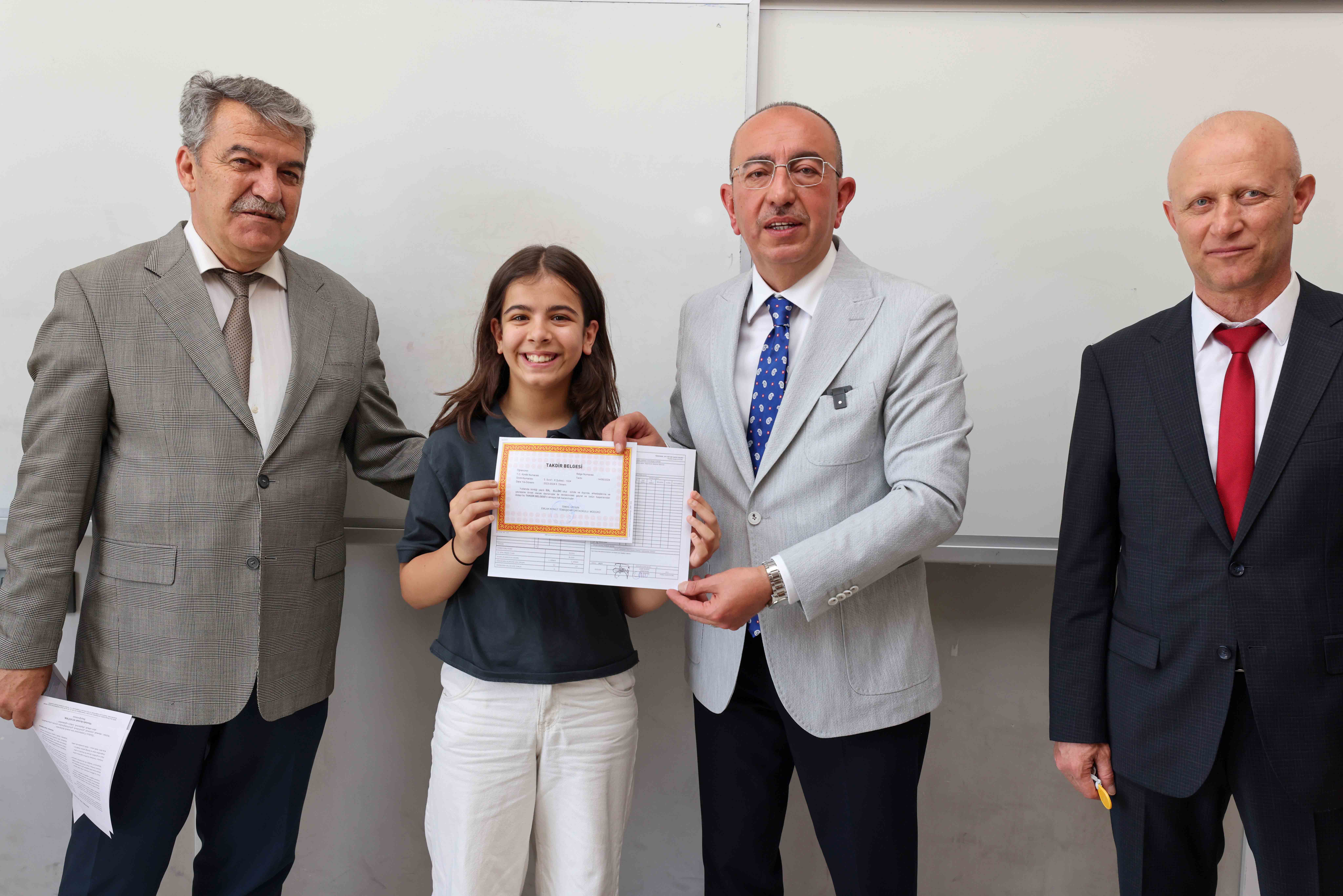 Karneyi Başkan'ın elinden aldılar