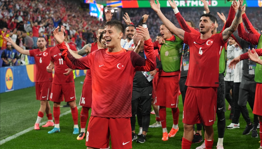 A Milli Futbol Takımı 42. sıraya geriledi