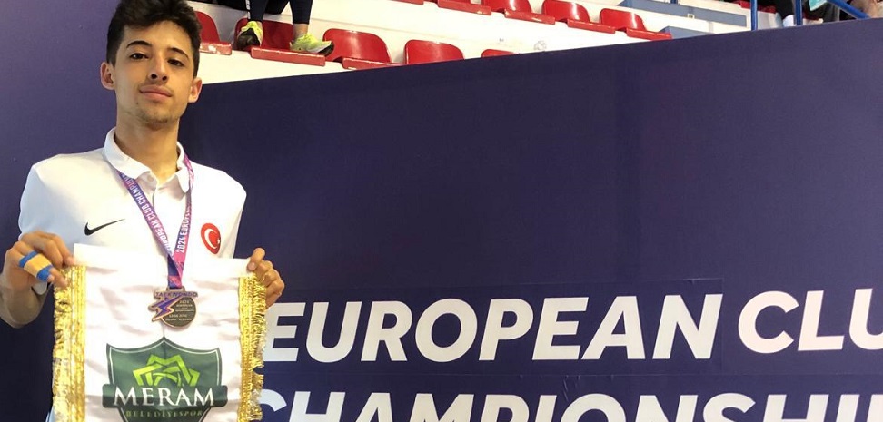 Konyalı taekwondocu Avrupa üçüncüsü oldu