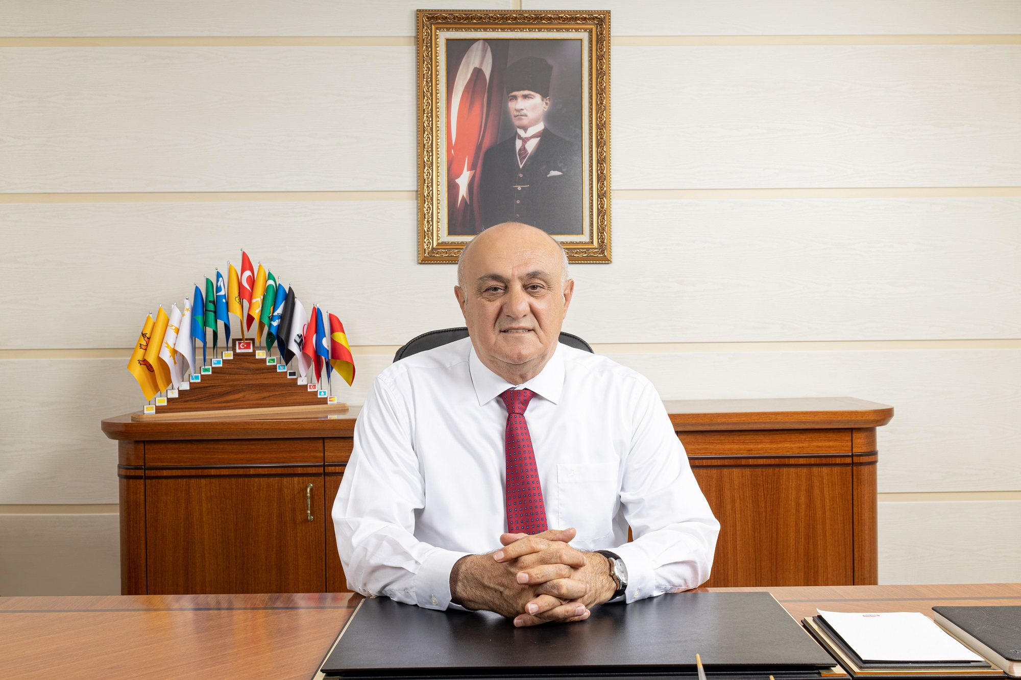 "Ekonomiye dev katkı sunmaya devam ediyoruz"