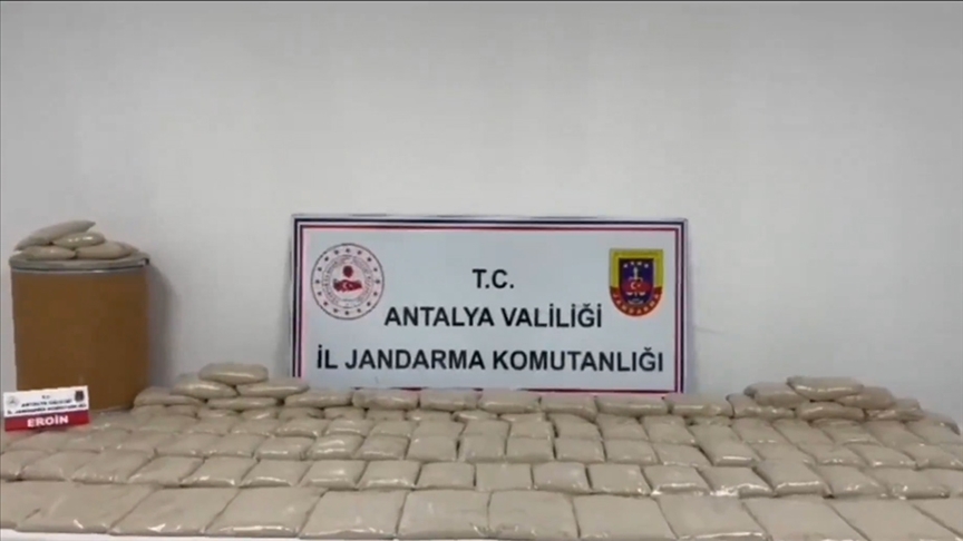 13 ilde zehir tüccarlarına darbe
