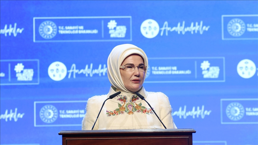 Emine Erdoğan "Anadoludakiler" projesini tanıttı