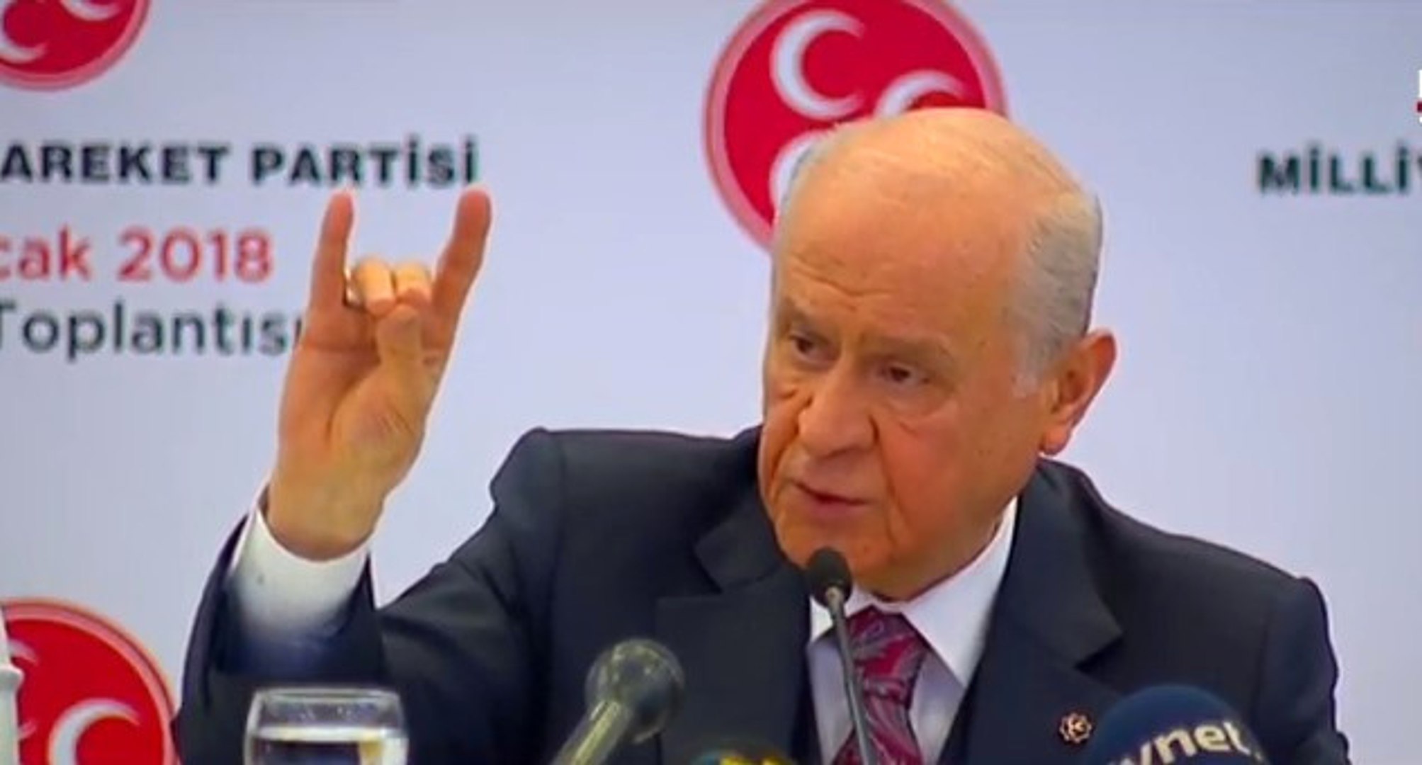 Bahçeli: "UEFA şer kervanına katıldı"