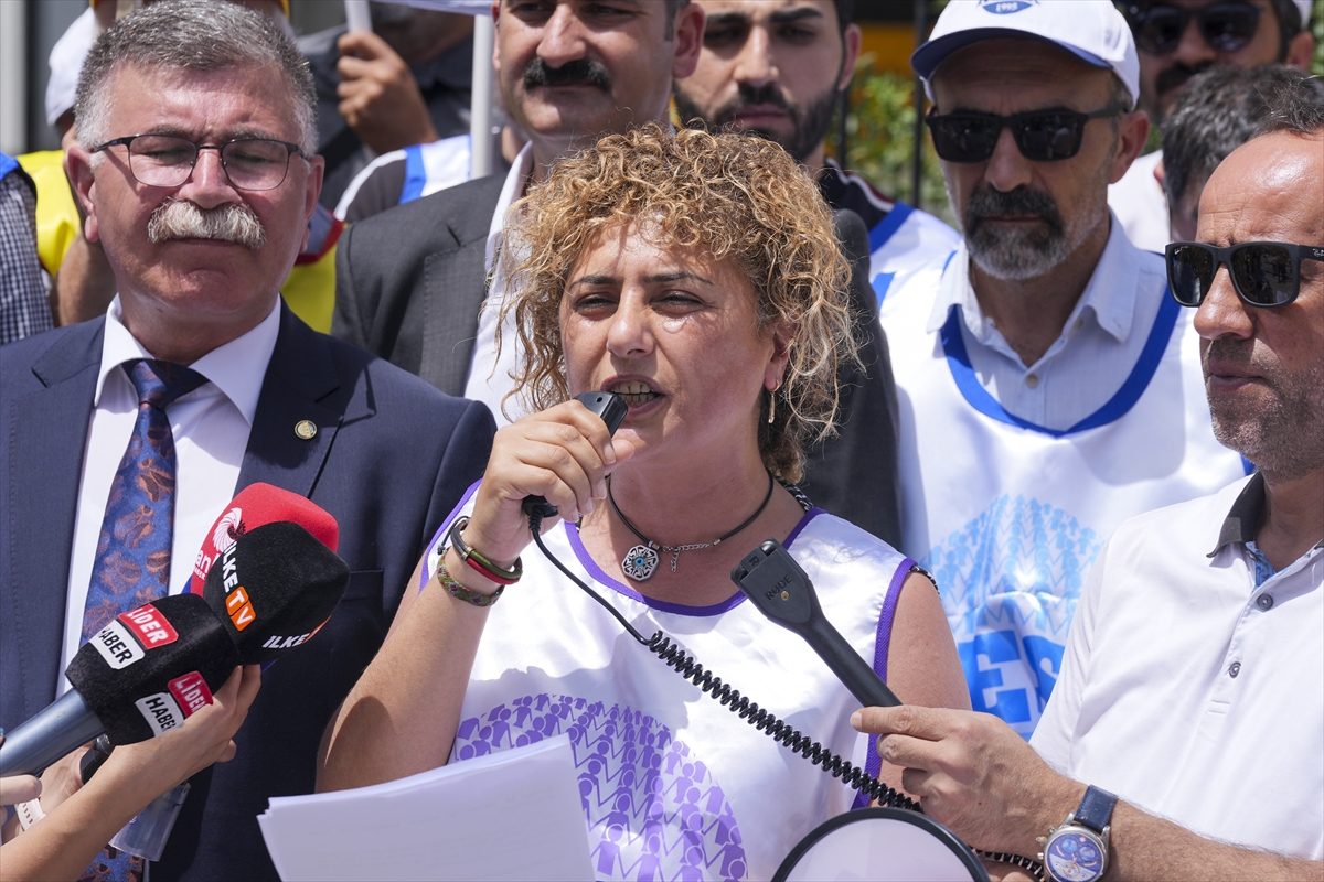 "Sefalete mahkum ettiler"