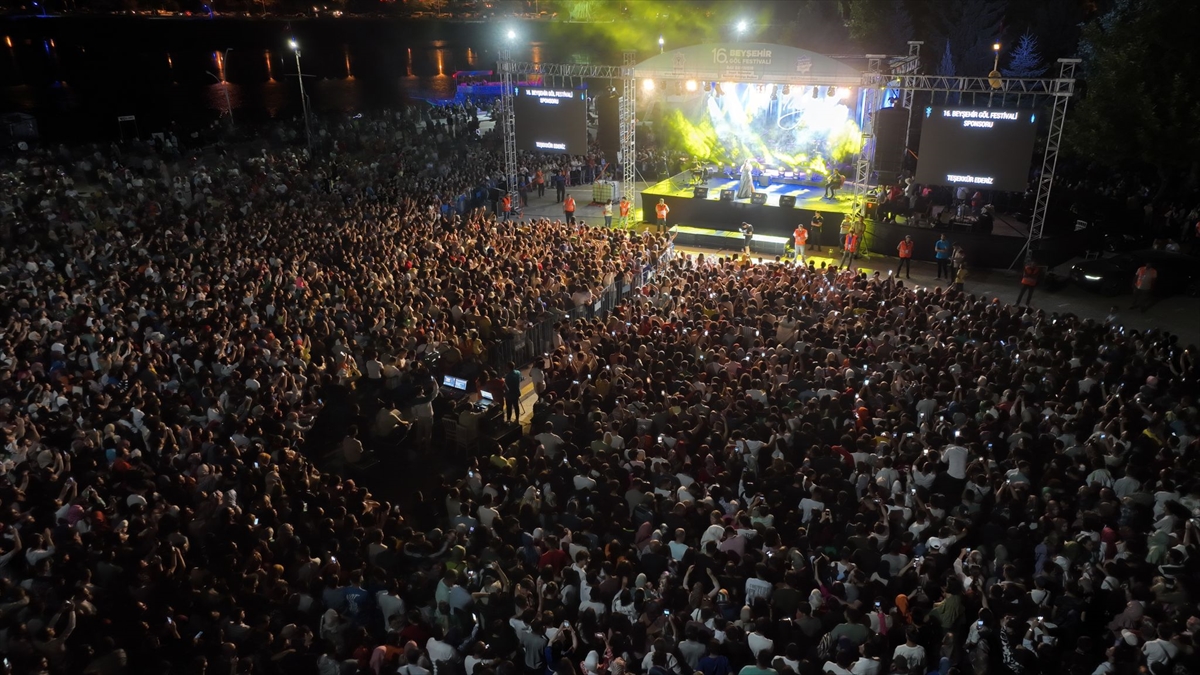 Göl Festivali'ne sanatçı akını