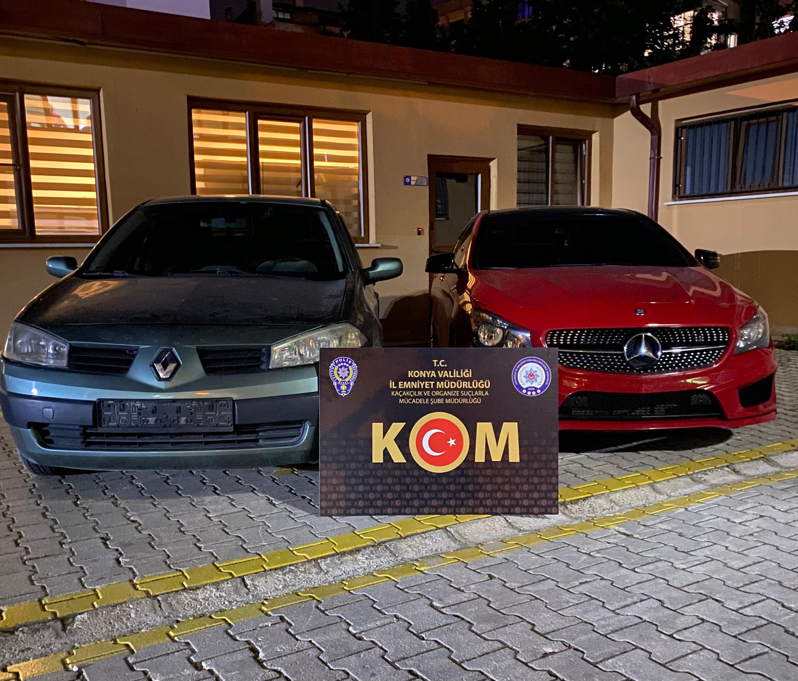 Konya'da binlerce kaçak ürün yakalandı