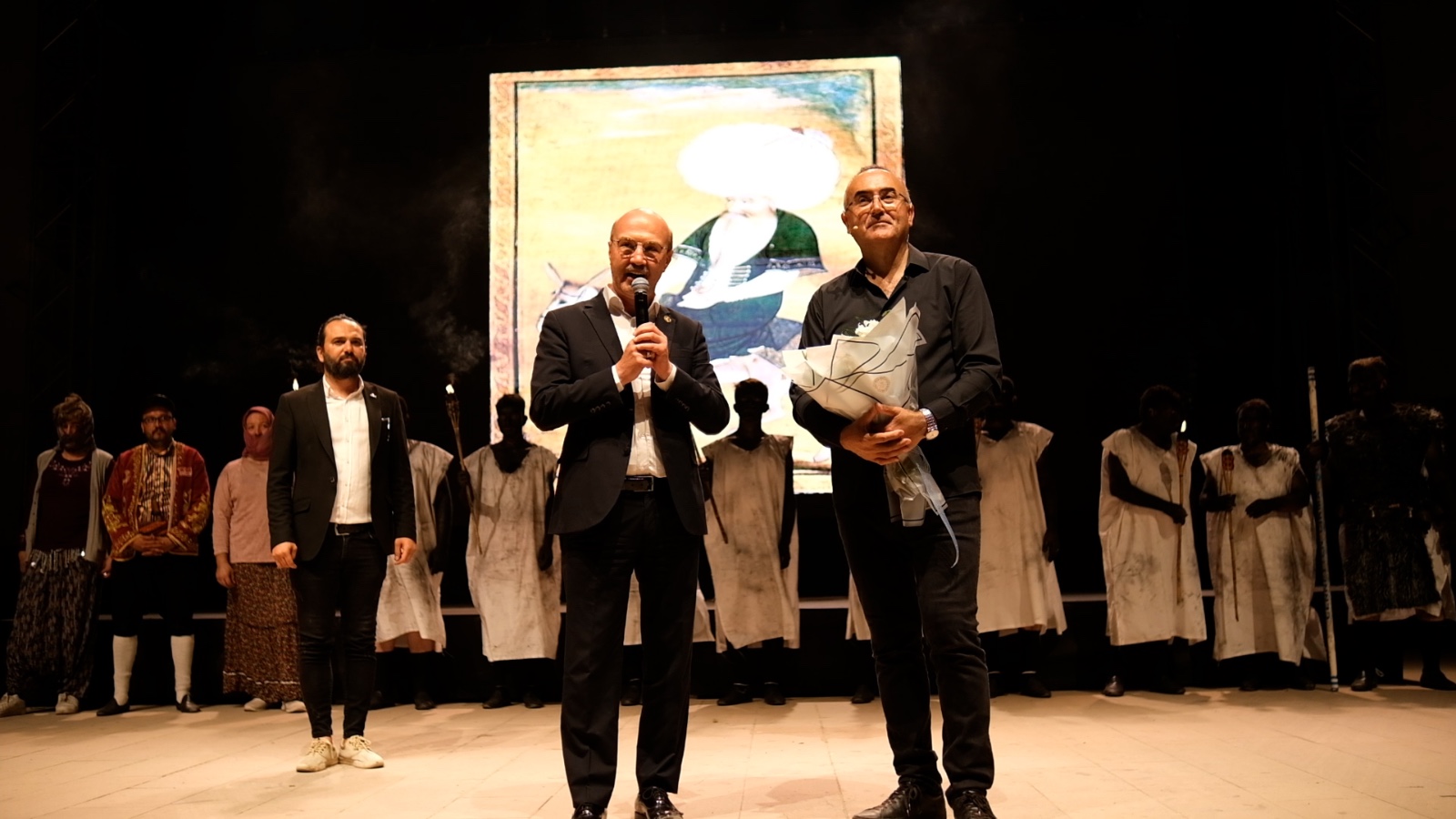 Sunay Akın Akşehirlilerle buluştu