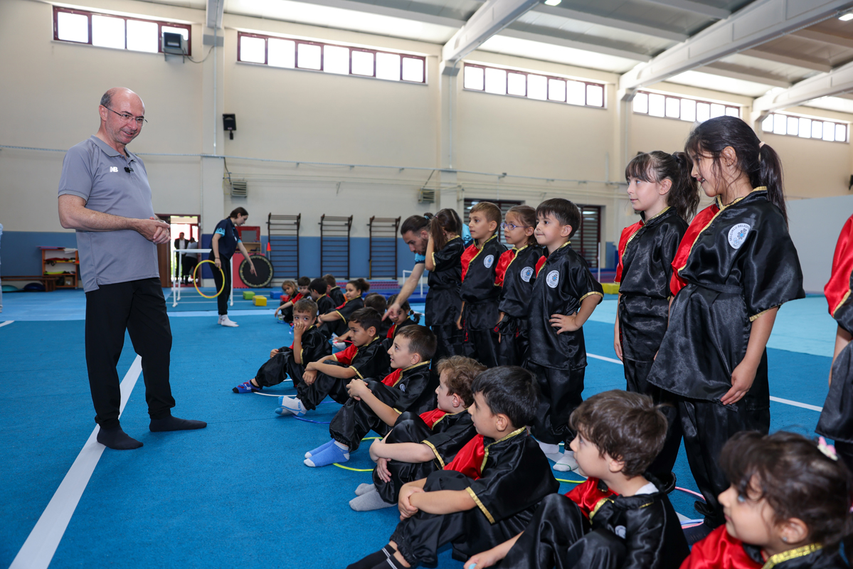 Spor okullarına ziyaret