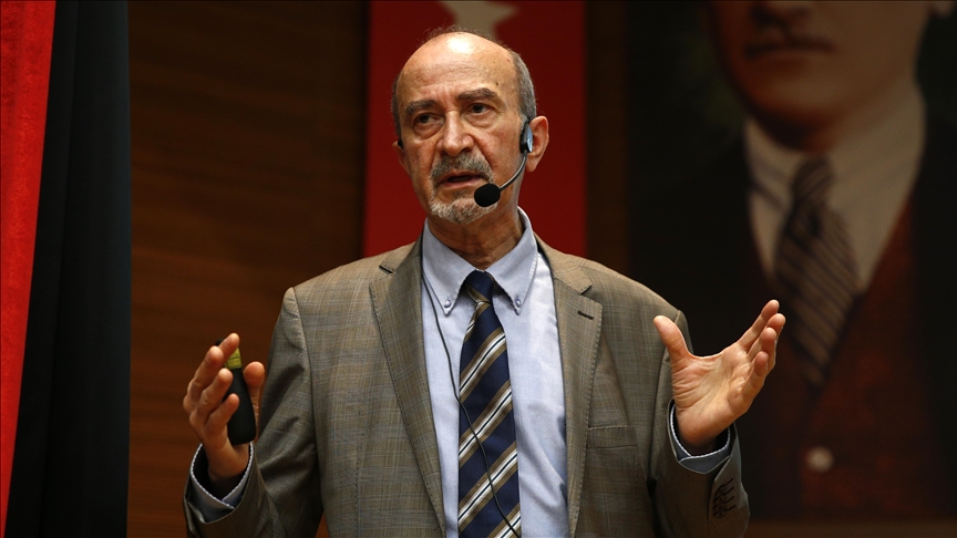 Doç. Dr. Doğan Kalafat hayatını kaybetti